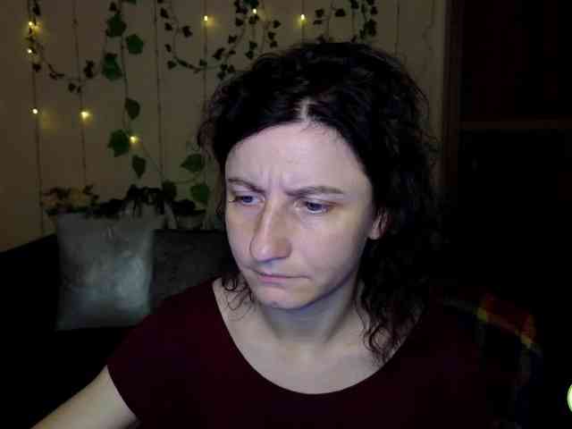 Musekittyjeni112 webcam