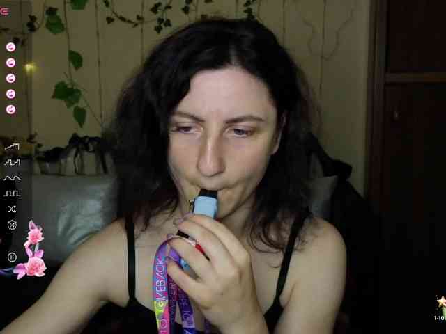 Musekittyjeni112 webcam
