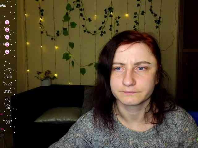 Musekittyjeni112 webcam