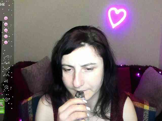 Musekittyjeni112 webcam