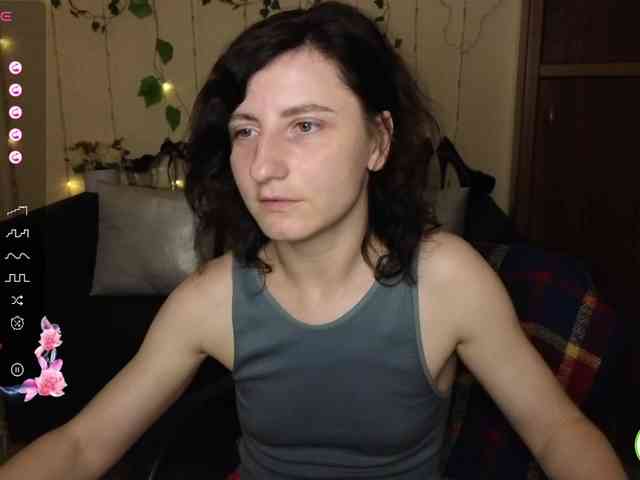 Musekittyjeni112 webcam
