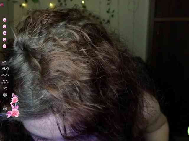 Musekittyjeni112 webcam