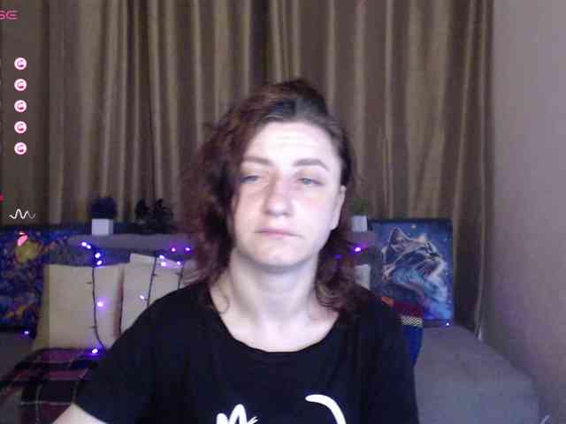 Musekittyjeni112 webcam