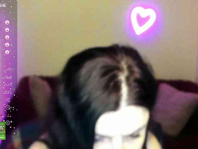 Musekittyjeni112 webcam