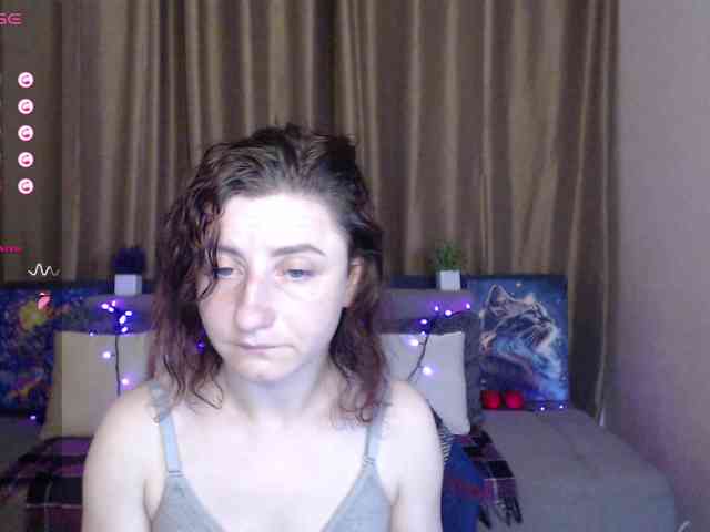 Musekittyjeni112 webcam