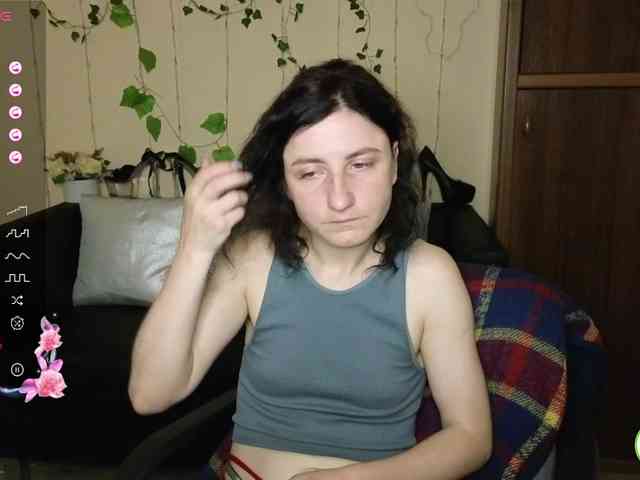 Musekittyjeni112 webcam