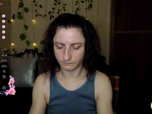 Musekittyjeni112 webcam
