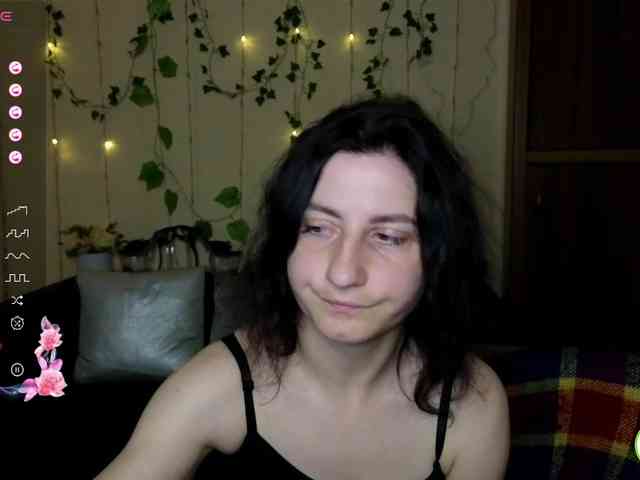 Musekittyjeni112 webcam