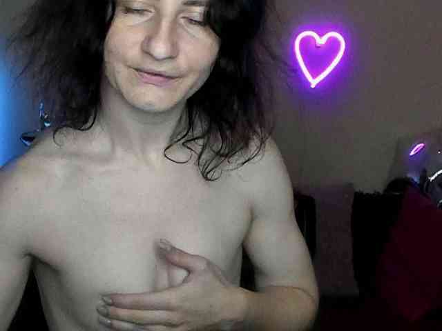 Musekittyjeni112 webcam
