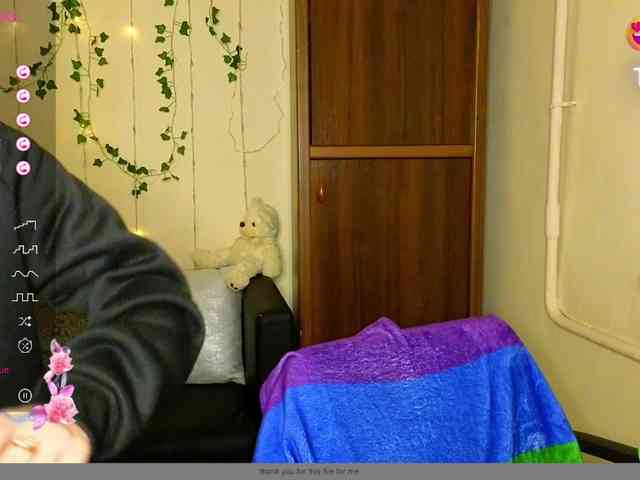 Musekittyjeni112 webcam