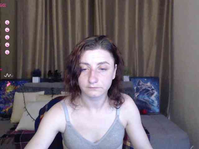 Musekittyjeni112 webcam