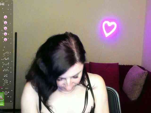 Musekittyjeni112 webcam