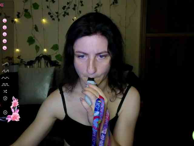 Musekittyjeni112 webcam