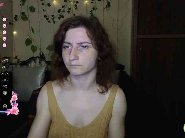Musekittyjeni112 webcam