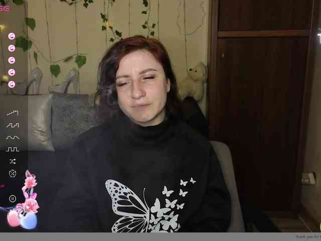 Musekittyjeni112 webcam