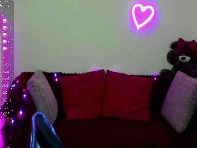 Musekittyjeni112 webcam