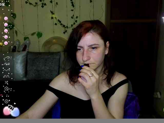 Musekittyjeni112 webcam