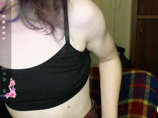 Musekittyjeni112 webcam