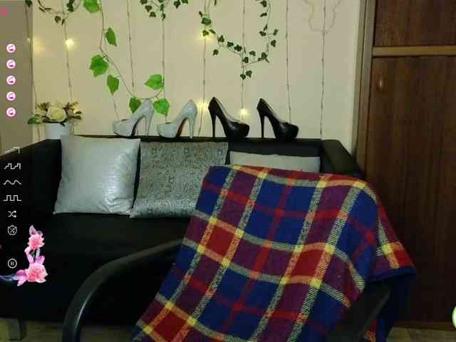 Musekittyjeni112 webcam
