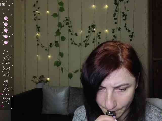 Musekittyjeni112 webcam