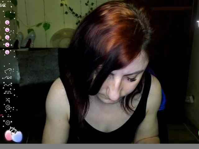 Musekittyjeni112 webcam