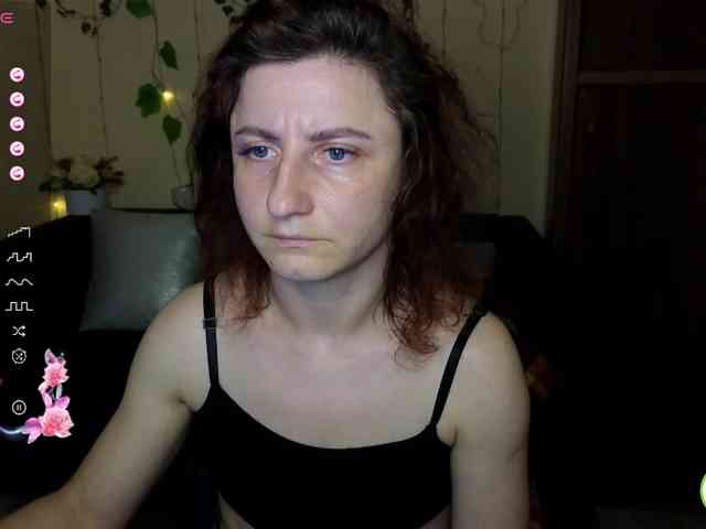 Musekittyjeni112 webcam