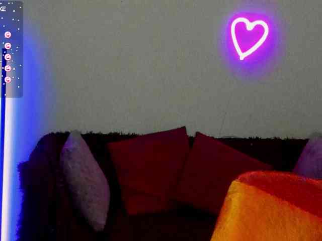 Musekittyjeni112 webcam