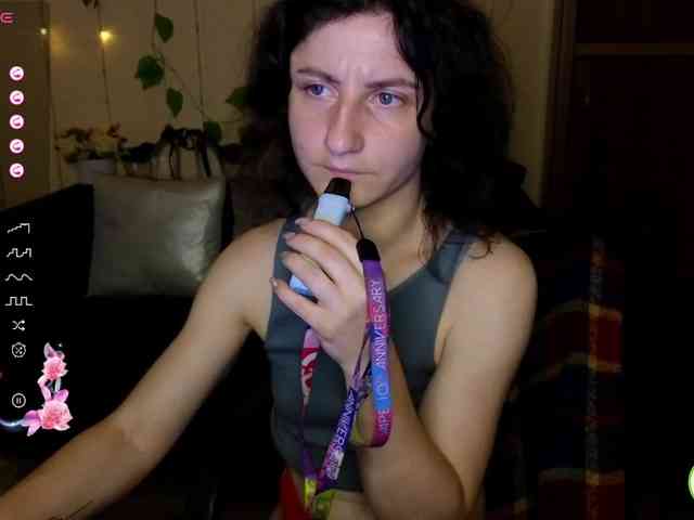 Musekittyjeni112 webcam