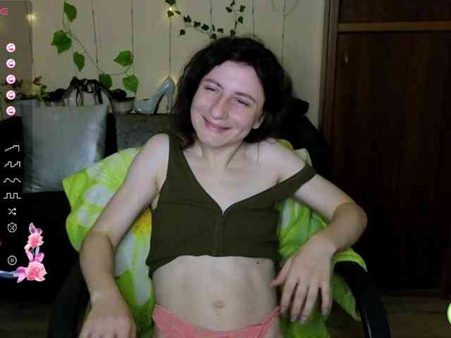 Musekittyjeni112 webcam