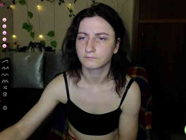Musekittyjeni112 webcam