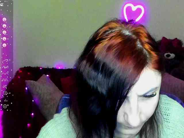 Musekittyjeni112 webcam