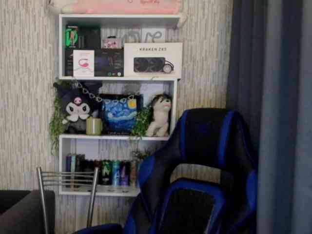 AnnaSinger webcam