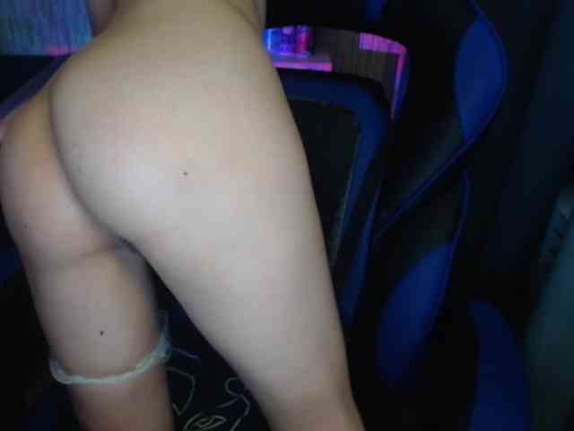AnnaSinger webcam