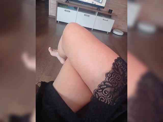 LadyKet webcam