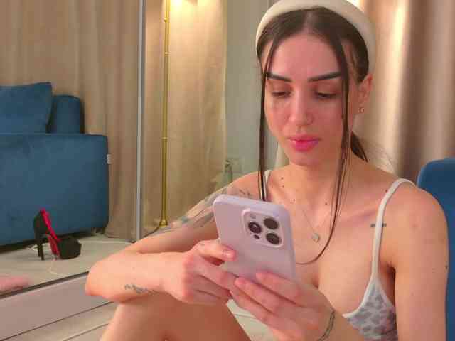 AddictiveT webcam