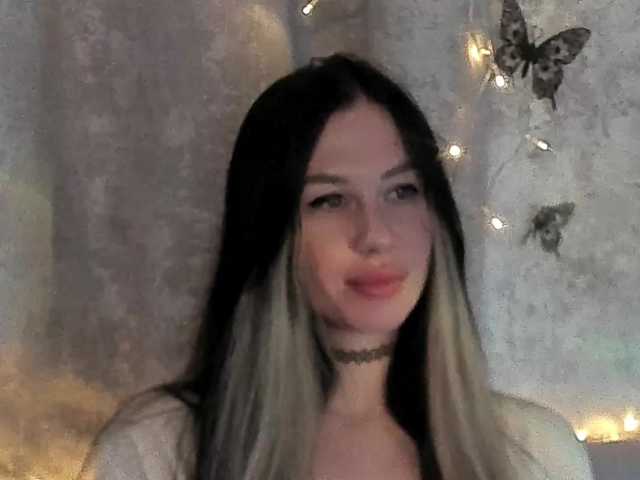 lenaaddiction's BongaCams show and profile