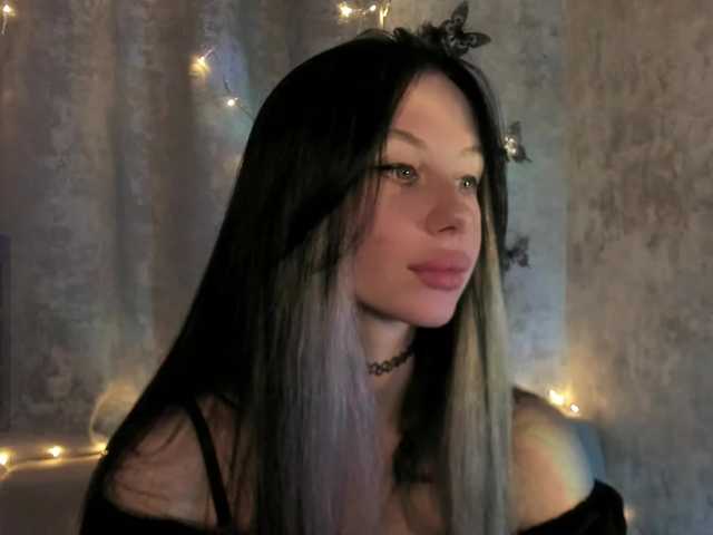 lenaaddiction's BongaCams show and profile