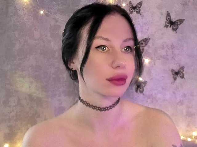 lenaaddiction's BongaCams show and profile