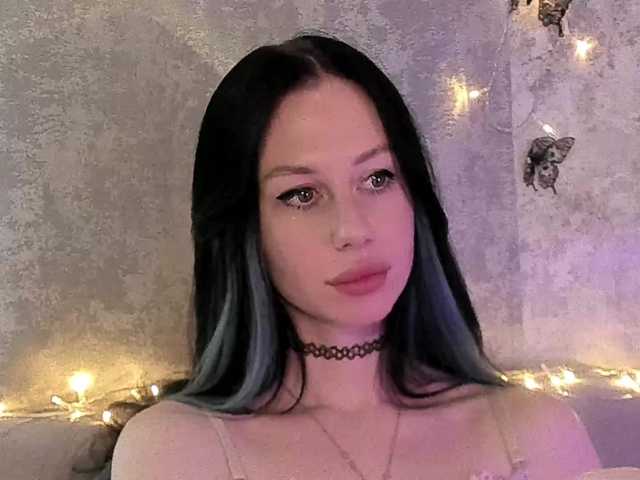 lenaaddiction's BongaCams show and profile