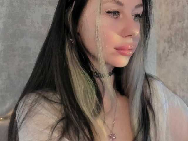 lenaaddiction's BongaCams show and profile