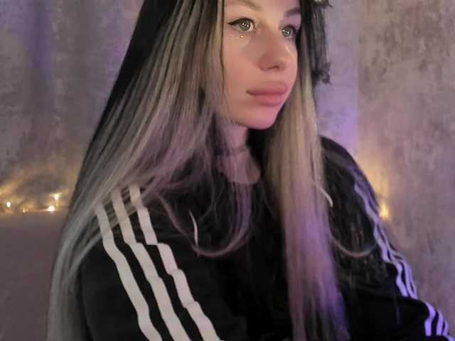 lenaaddiction's BongaCams show and profile