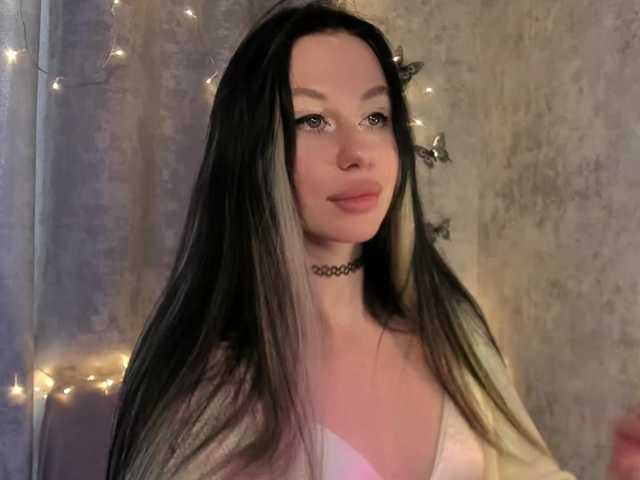 lenaaddiction's BongaCams show and profile