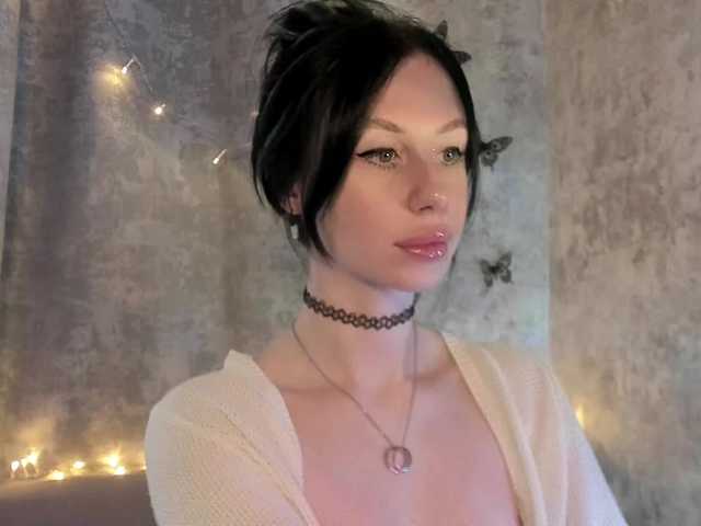 lenaaddiction's BongaCams show and profile