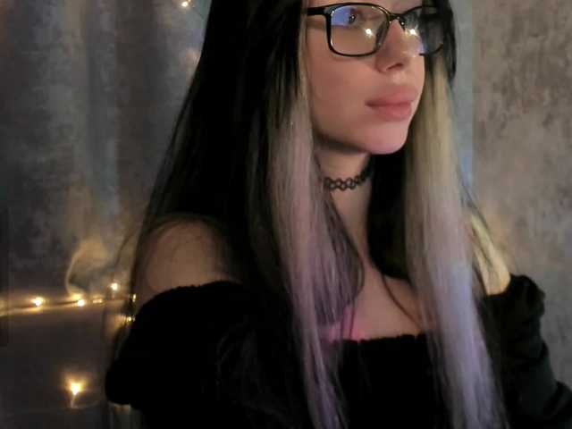 lenaaddiction's BongaCams show and profile