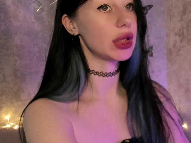 lenaaddiction's BongaCams show and profile