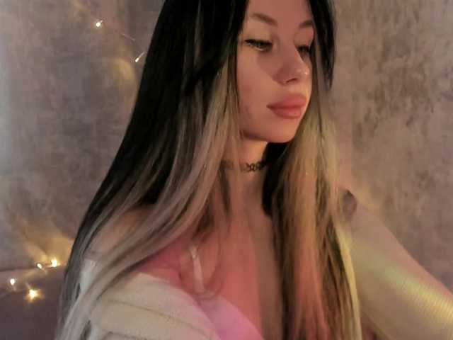 lenaaddiction's BongaCams show and profile