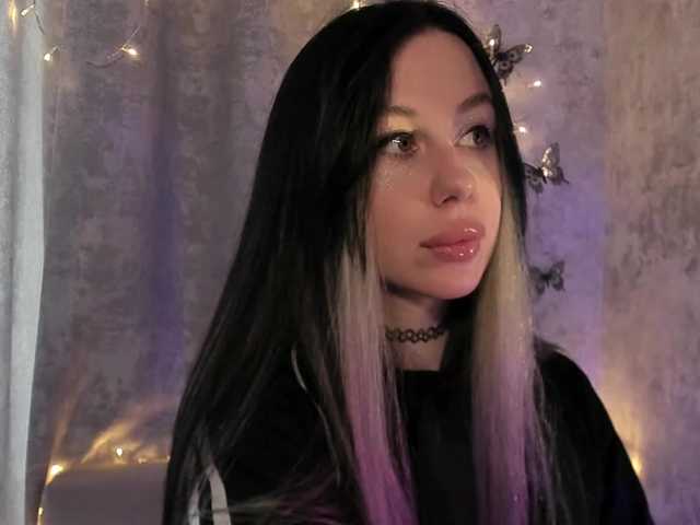 lenaaddiction's BongaCams show and profile