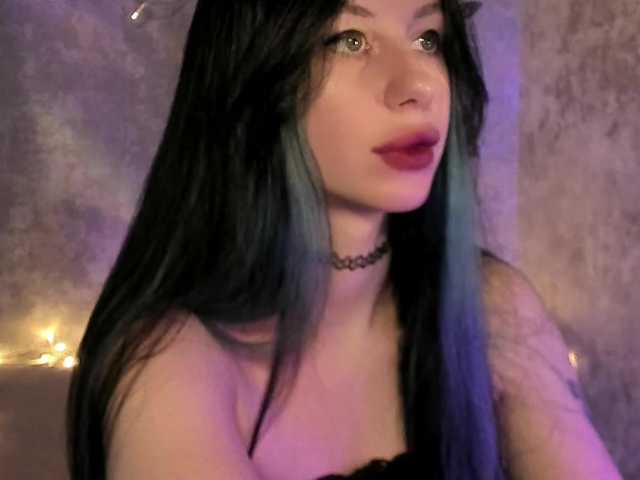 lenaaddiction's BongaCams show and profile