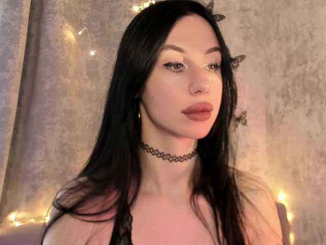 lenaaddiction's BongaCams show and profile