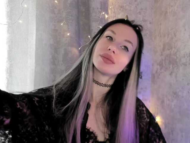 lenaaddiction's BongaCams show and profile